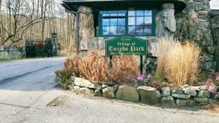 Main gate tuxedo park, ny